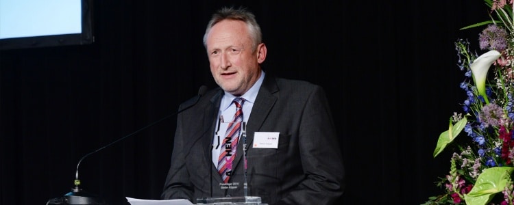 2015 Stefan Küpper